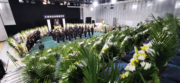 高级质感的女生头像(共24张)
